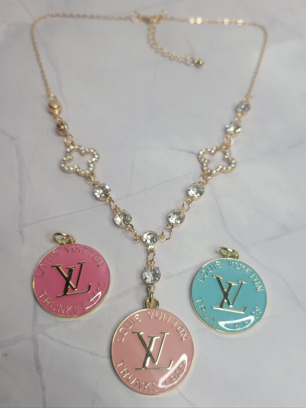LV TRUNKS&BAGS On Crystal Clover Necklace, Choice Of Color